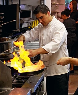 Flambé in a sauté pan.jpg