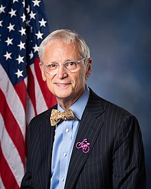 Earl Blumenauer, official portrait, 116th Congress 2.jpg