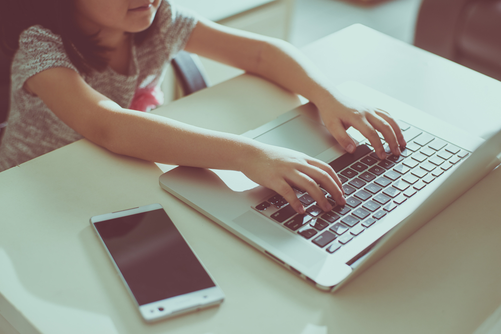 Blog Writing for Kids: How to Help Your Child Start a Blog