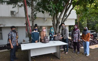 UNDIP Bagikan 400 Paket Sembako ke Mahasiswa