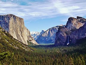 Yosemite Valley from Wawona Tunnel view, vista point..JPG