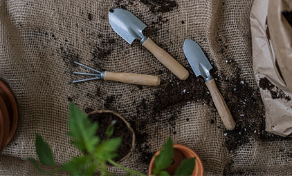 gardening tools