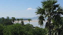 Nyaung-U, Bagan, Myanmar, The shores of Irrawaddy River.jpg