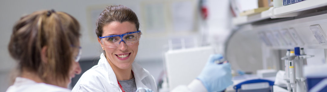 Inspecting sample in a lab