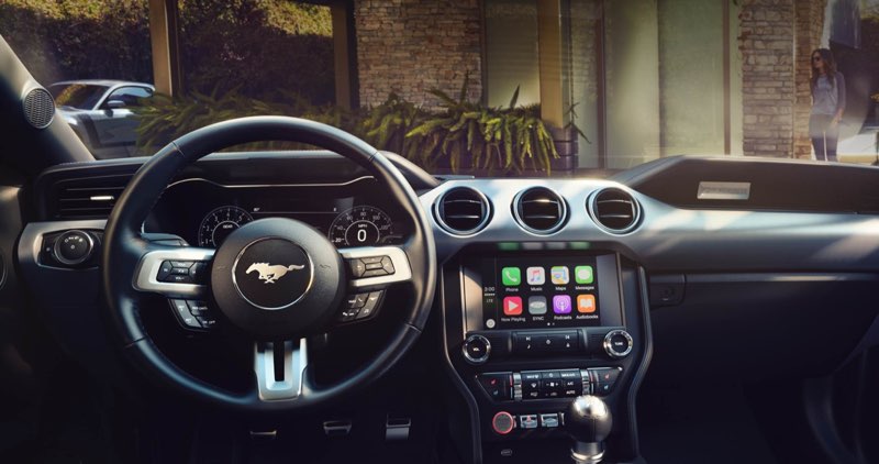 Ford SYNC 3 et CarPlay in Mustang