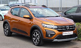 2021 Dacia Sandero Stepway Prestige TCE 1.0 Front.jpg