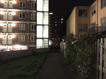 iPhone 6 steegje in stad goede lichtval