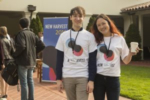 Two New Harvest 2016 conference volunteers