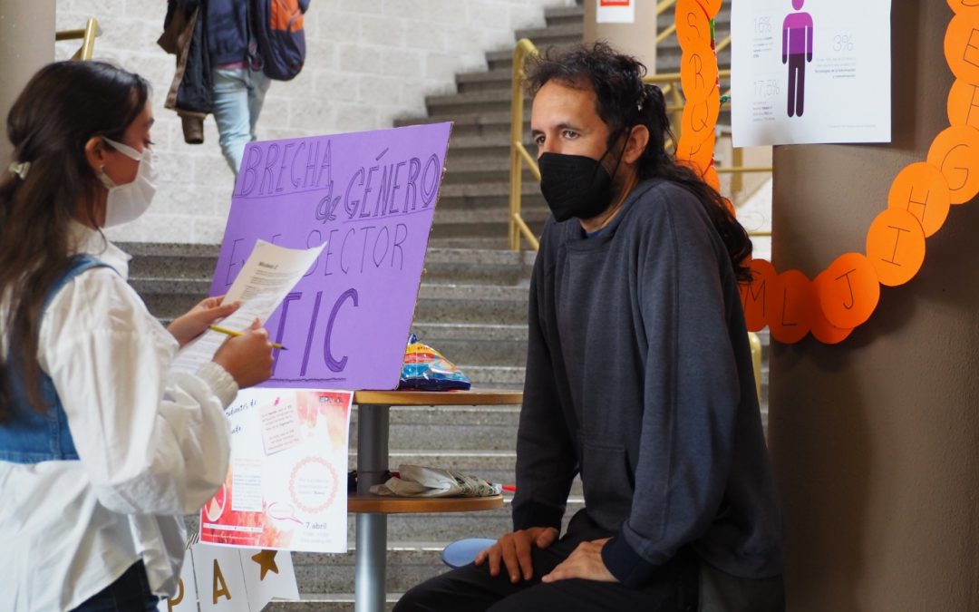 Actividad pública de las alumnas de Cooperación Tecnológica para el Desarrollo