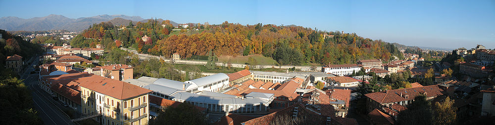 Biella-Panorama dal quartiere di Riva.jpg