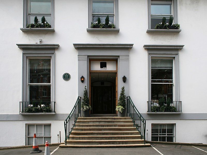 File:Abbey Rd Studios.jpg