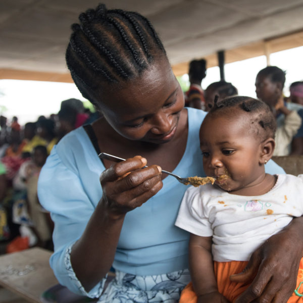 Yassa feeds her baby girl with nutritious, homemade food.