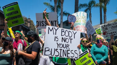 Demonstration gegen die Entscheidung des Obersten Gerichtshofes in den USA