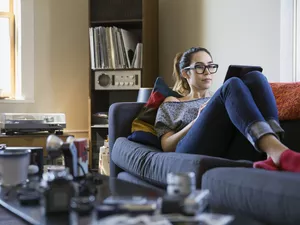 Woman taking online psychology class