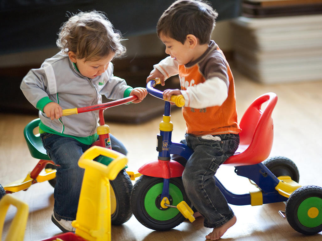 Niños jugando