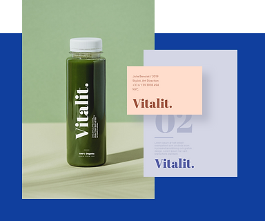 En elegant genomskinlig flaska med en Wix-designad logga med texten Vitalit.