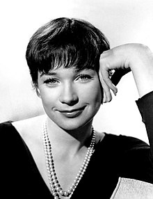 Shirley MacLaine - 1960.jpg