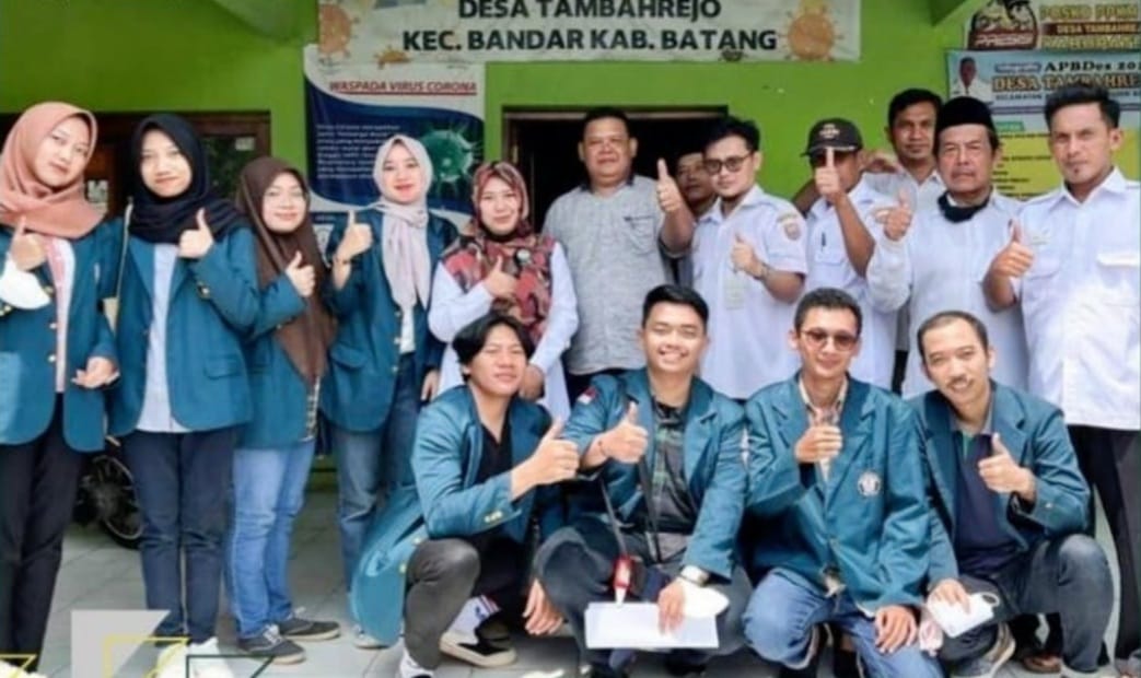 Tim KKN Desa Tambahrejo Batang, Ajak Anak-Anak Gemar Membaca