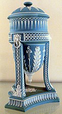 Wedgewood porcelain vase (c. 1820)
