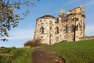 Le City Observatory, à Édimbourg. (définition réelle 3 558 × 2 372)