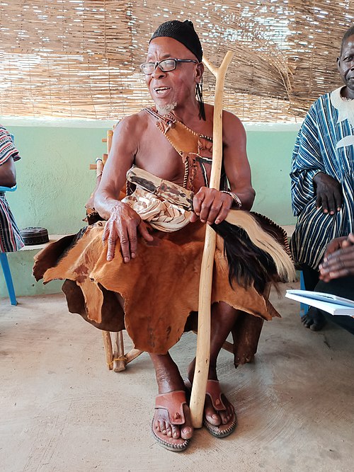 The chief priest of Bolgatanga (Ayeta Ayambire Tindongmolgo) 02.jpg