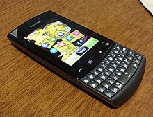 Nokia Asha 303 grey.JPG