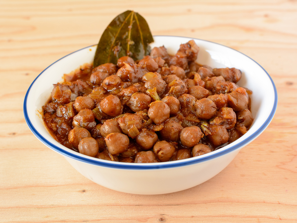 bowl of curried chickpeas