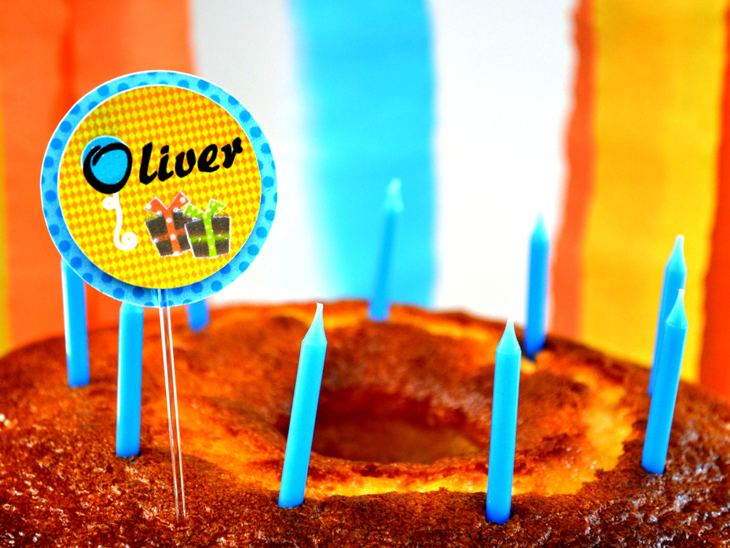 nome oliver em bolo de festa