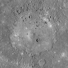 Tranh khảm về lưu vực Caloris dựa trên nhiều bức hình được chụp bởi tàu vũ trụ MESSENGER.