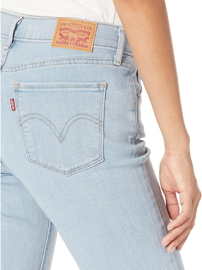 Levi's&#174; Womens Classic Straight Jeans