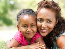 Mamá con hija