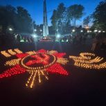 В Астрахани провели акцию «Лучи Победы»