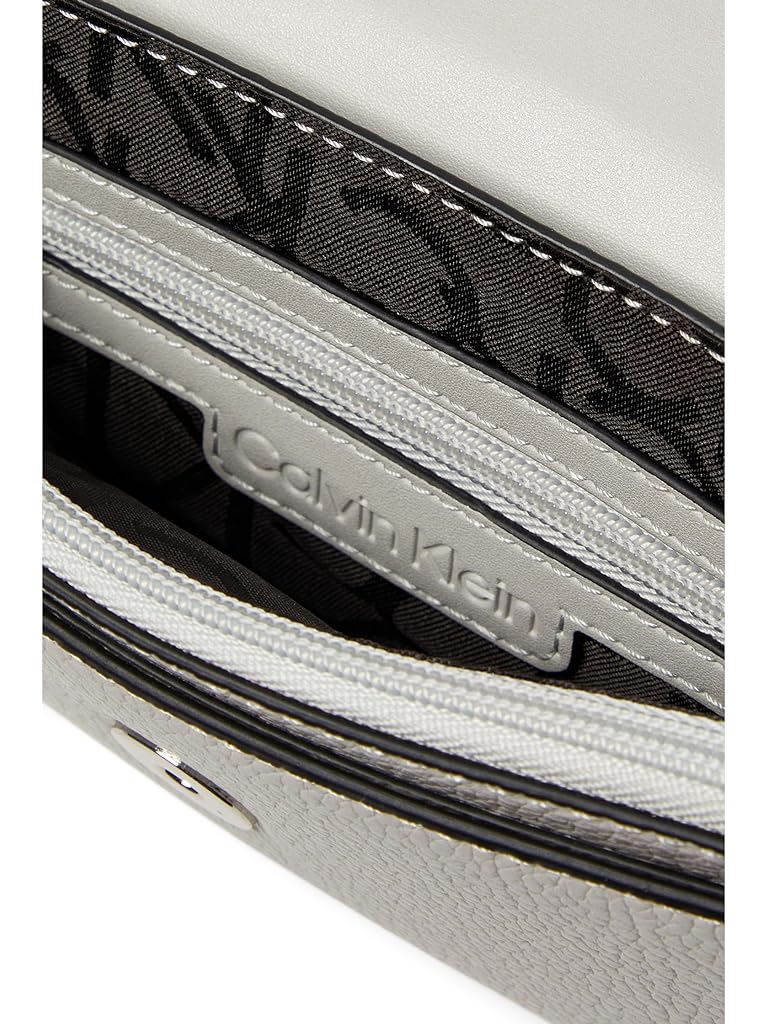 Calvin Klein Key Item Signature Crossbody